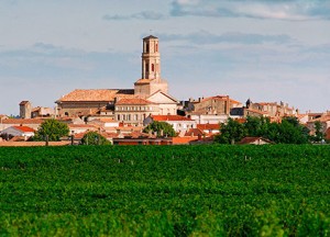 Dinner in a château in the famed Bordeaux town of Pauillac is just one of the many exciting features of the eight-day Bordeaux river cruise that Rusty Grape owners, Jeremy and Heather, will escort a group on in April of 2016. Viking River Cruises. 