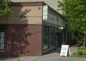 Located in Southeast Portland, Portland Style Cheesecake marks its 27th year with an inviting retail shop. PS Cheesecake