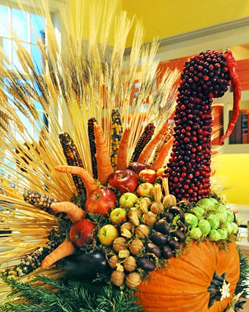 autumn-harvest-turkey-centerpieces-thanksgiving-decoration