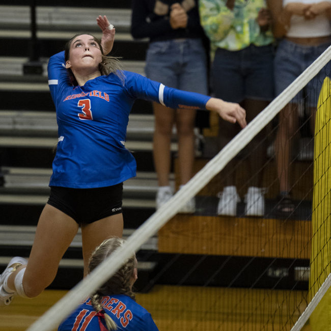 Ridgefield, Columbia River return to 12 in 2A state volleyball