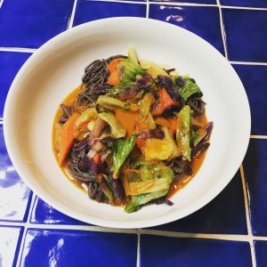 Black Bean Noodle with Red Curry Sauce