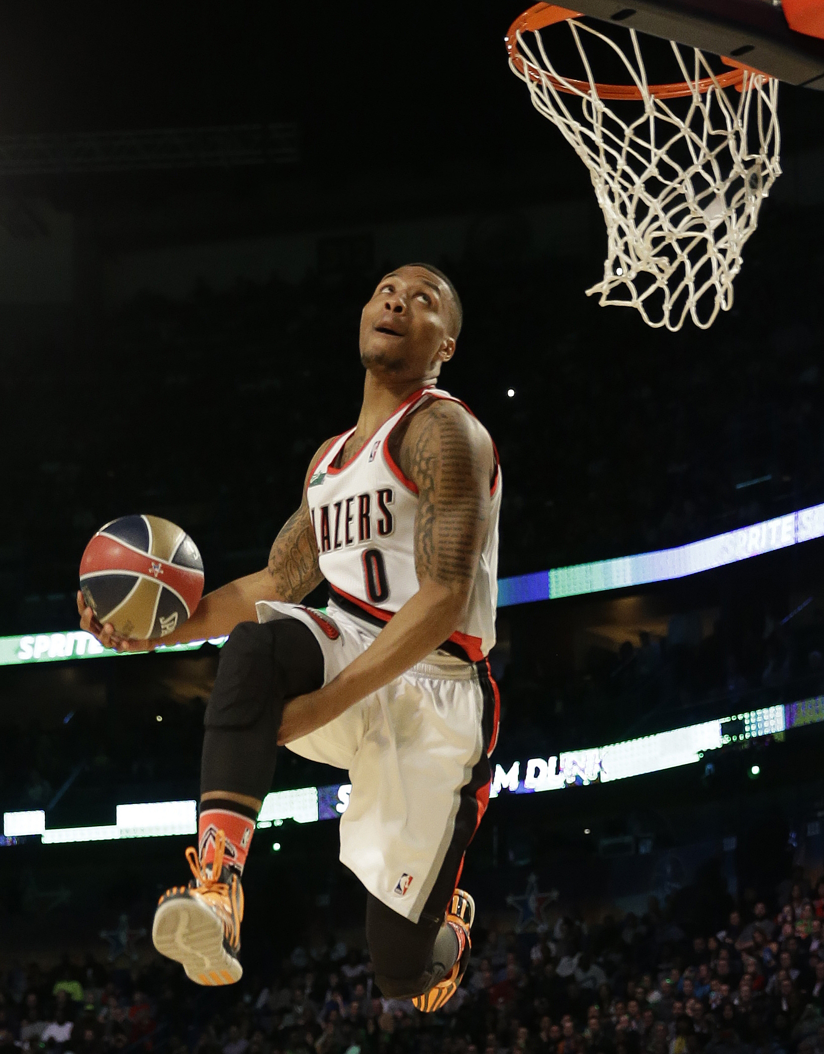 Damian Lillard Dunking